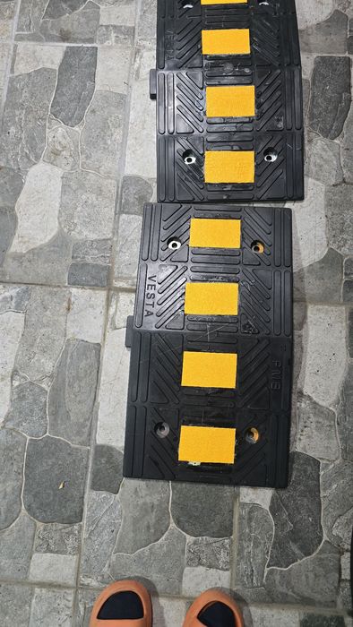 Set 10 Limitatoare viteza din cauciuc PMB+2 capete+suruburi, NOI