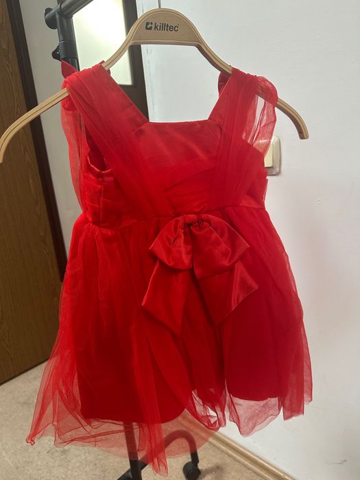 Vanzari rochii de ocazie