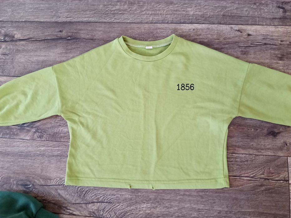 Вещи на девочку подростка даром