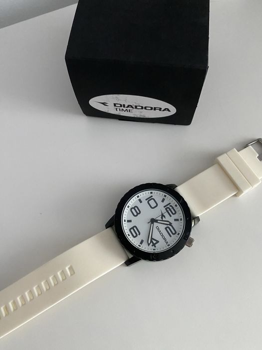 Ceas nou Diadora curea alba silicon