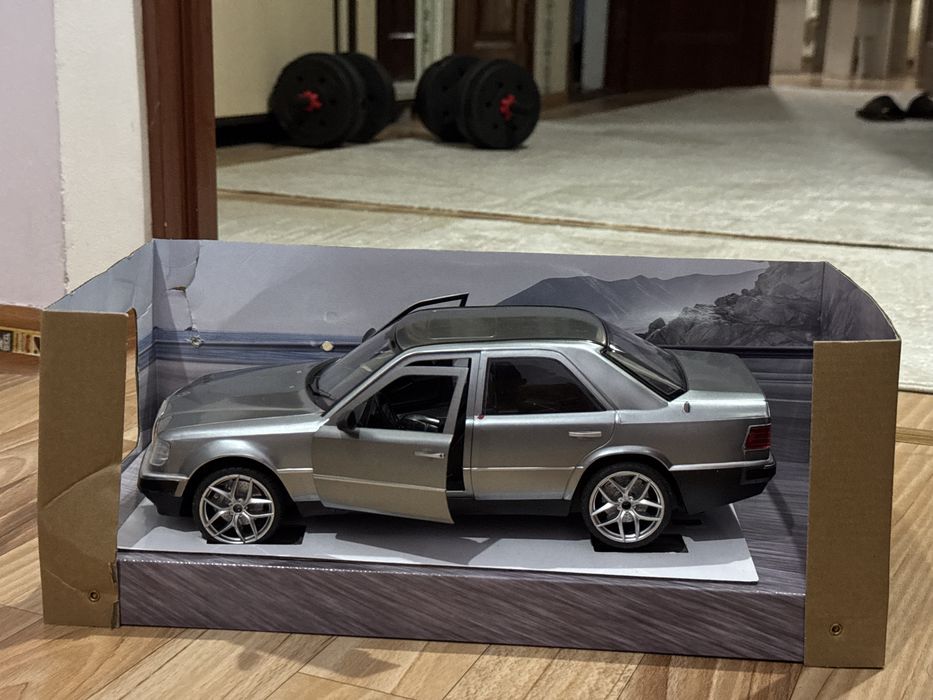 Игрушка w124 новый