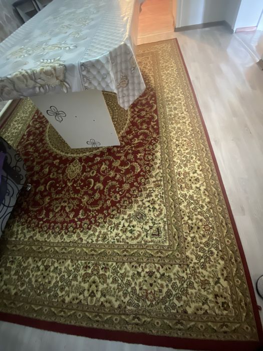 Диван 2 креслосымен килемдер 2*3, 3*5