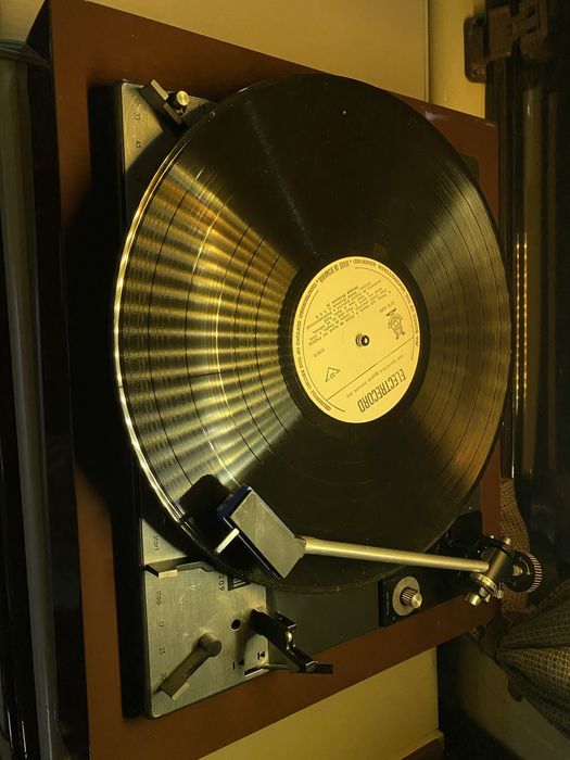 Pikup Dual 1209 retro