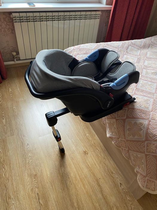 Продам автокресло