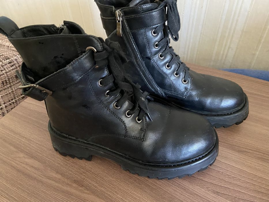 Продам сапоги кожанные, натур мех , 36 размер