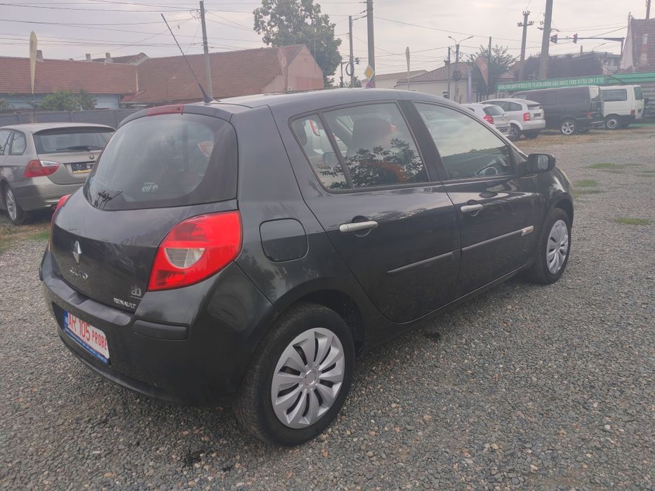 Renault Clio 1.2 benzina 2007 cash sau rate