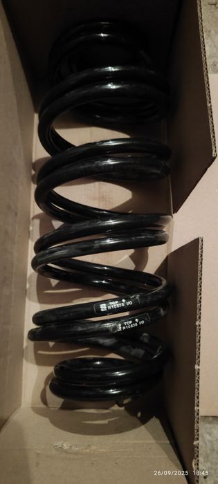 Продавам задни пружини за Fiat Bravo 2