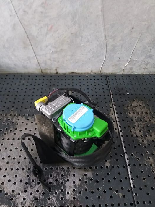 Centura siguranta stanga fata audi a5 8t