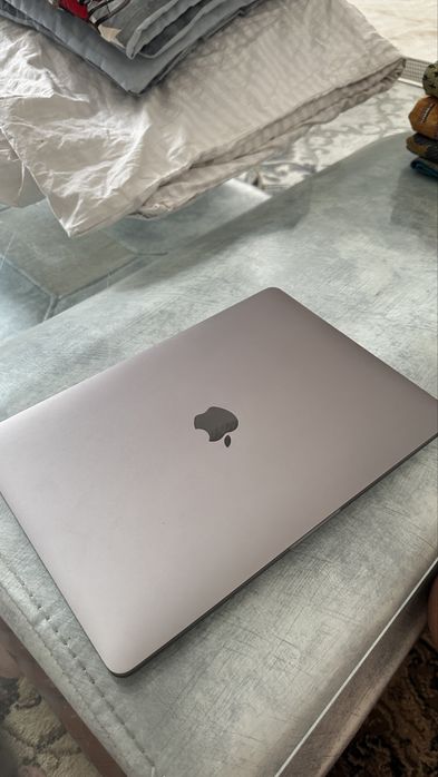 MacBook pro 20.