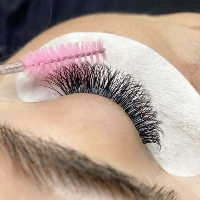 Наращивание ресниц всего 5000тг Акция!!!