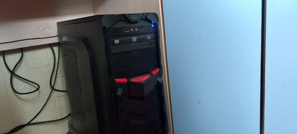 Продам игровой компьютер процессор 8 потоков видеокарта 6гб