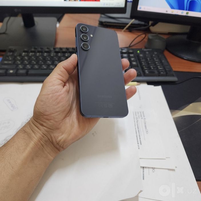 Samsung a55 5g ..
