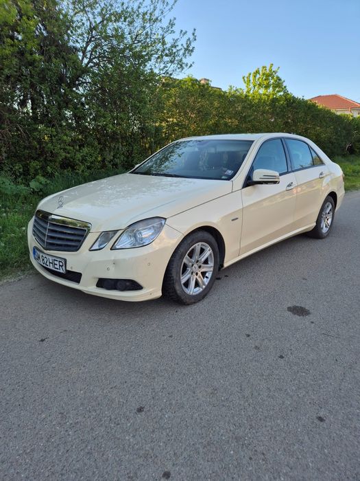 Vând Mercedes E 220 an 2011 sau schimb cu  Mitsubishi Pajero