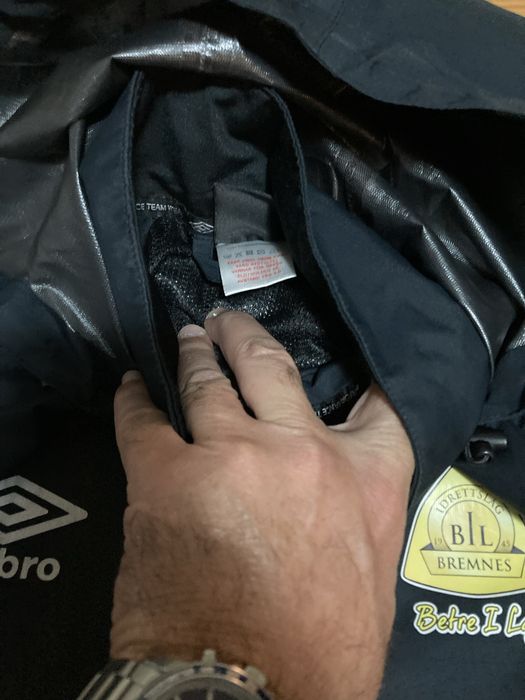 Мъжка оригинална ветровка Umbro