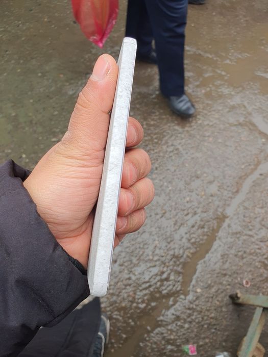 Samsung Galaxy s23 idial obmen