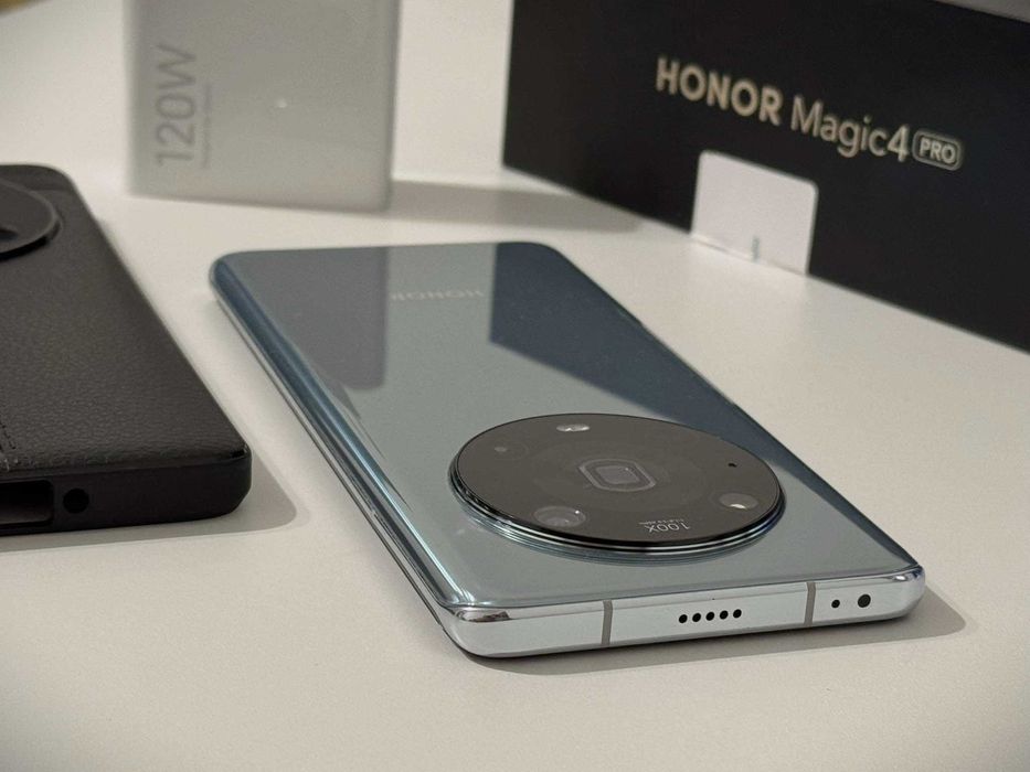 Бартер!Като НОВ! Honor Magic 4 Pro 8/256GB Cyan (Зелен) + 120W