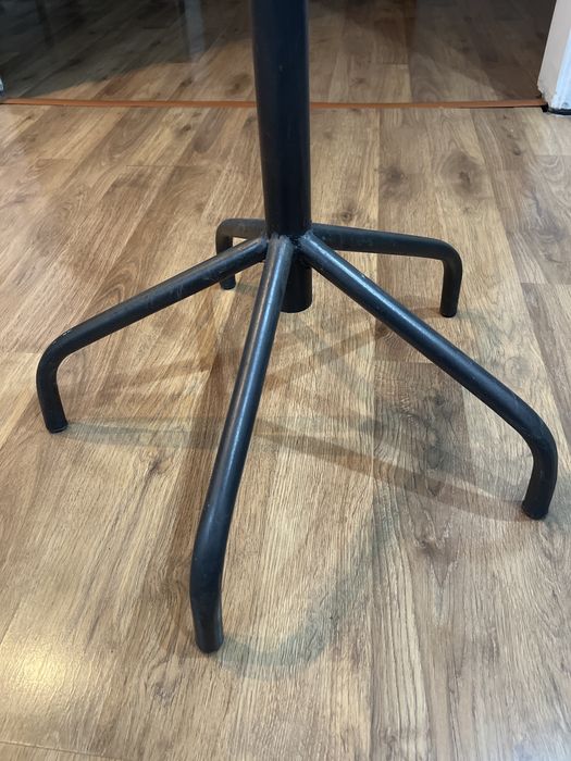 Вешалка металическая