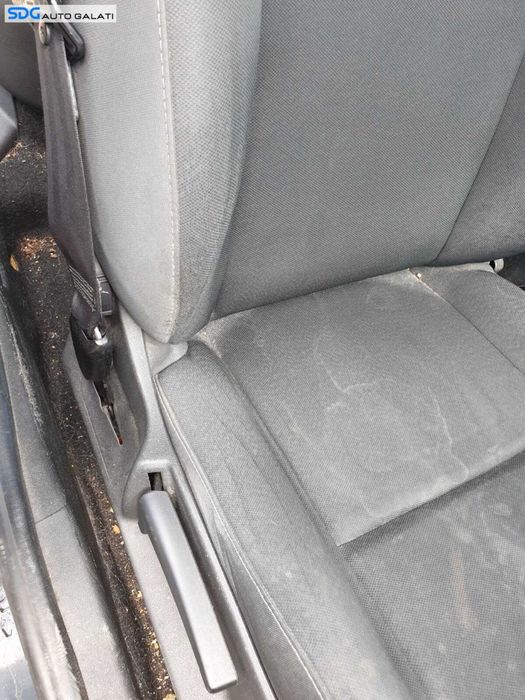 Scaun Dreapta Fata Pasager Renault Megane 3 2008 - 2015