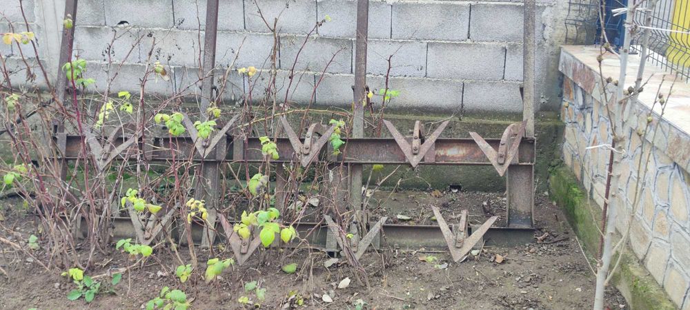 Култиватор с грапи