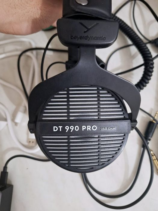 Наушники Beyerdynamic 990