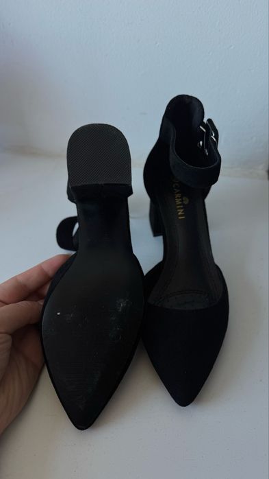 Продам женские  туфли