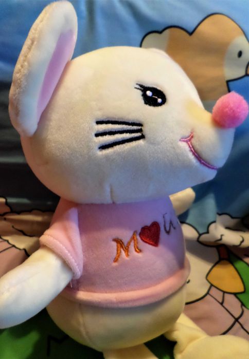 НОВО! Мека плюшена играчка Мишле + подаръци
