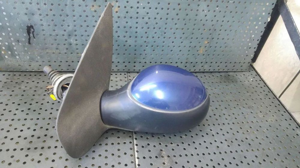 Oglinda manuala stanga peugeot 206 96480955xt