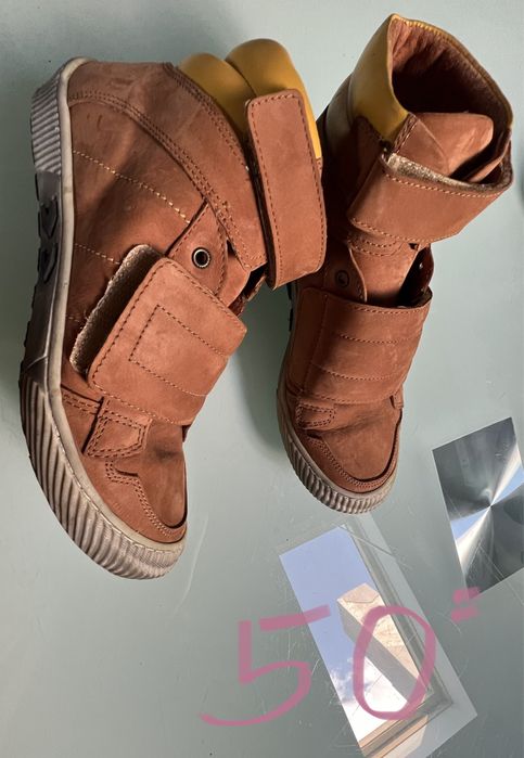 Боти и бутуши 37 номер