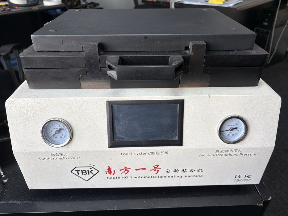 Masina laminat display model tbk 808