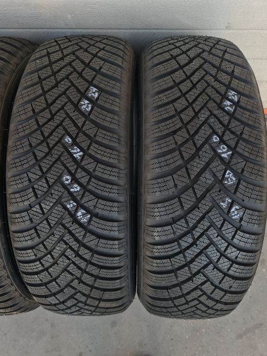 Нови зимни гуми 4 броя HANKOOK Winter Icept RS3 195 60 R16 дот 2424