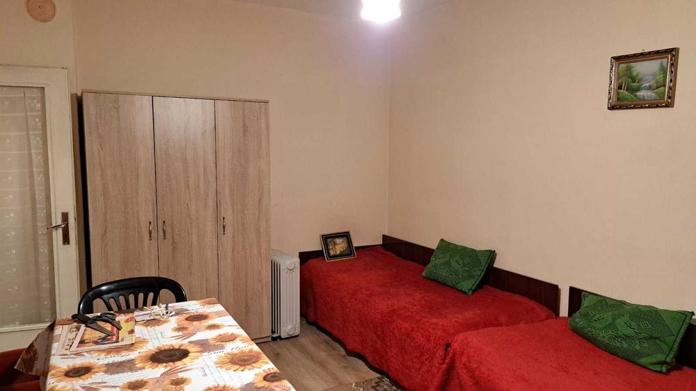 Дава се под наем Едностаен апартамент в Стара Загора, Център - 31 кв.м за 204 € - Снимка #4