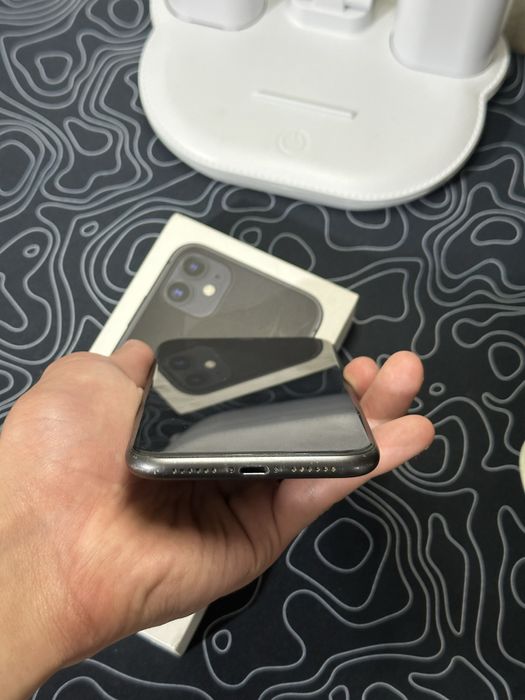 Iphone 11 128 в отличном состоянии