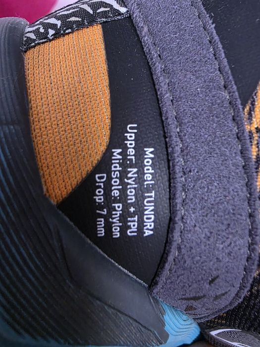 Vand adidași trail running 600g (joma tundra 41)