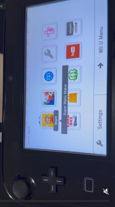 Wii U premium black 32Gb complet plus joc mario