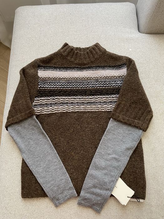 Свитер , эмитация двухслойности