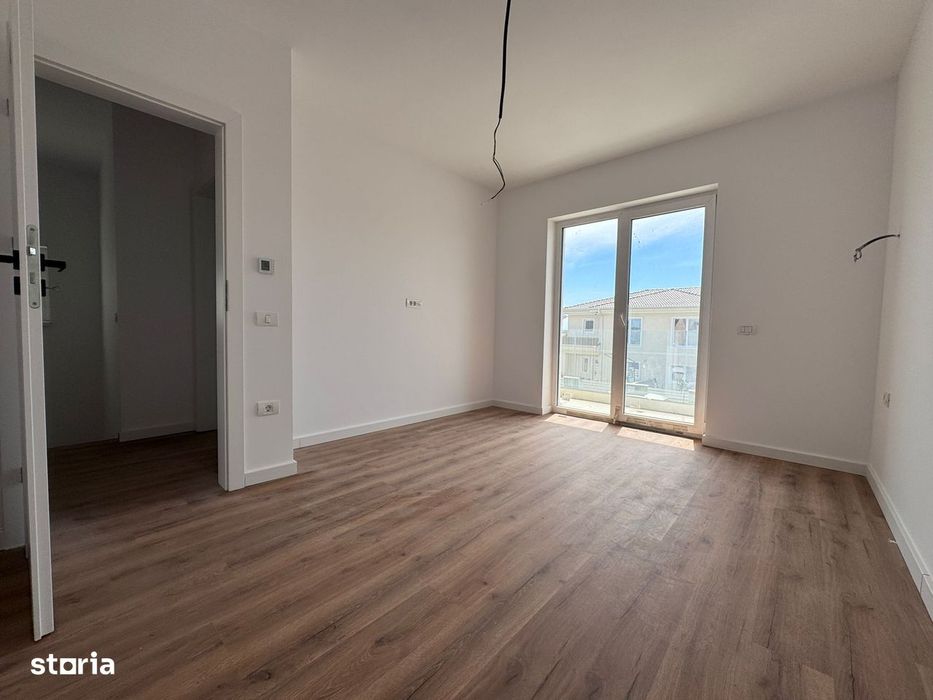 Duplex despartit prin camera tehnica Comision 0 - 189.000 Euro