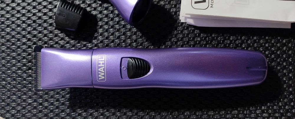 Безжичен тример "Wahl" 9865 + несесер и аксесоари - Без зарядно е