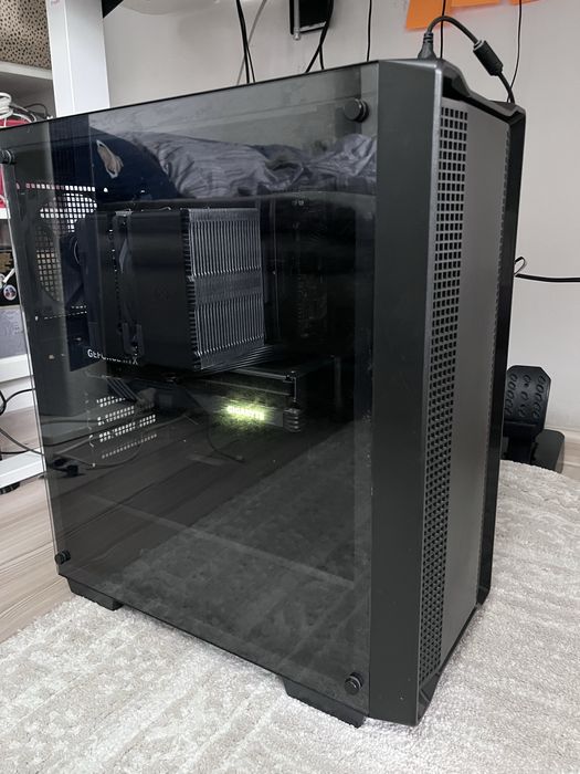 Calculator gaming, i5 14600KF, RTX4060Ti, 32 GB ram, 1TB SSD