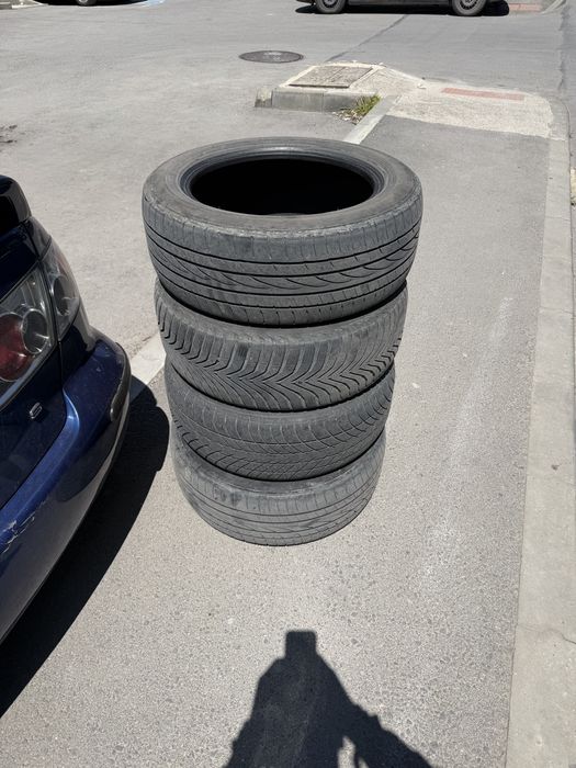 Гуми 205/55 R16 в добро състояние