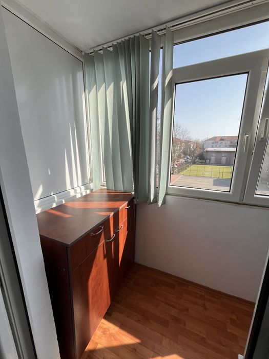 Inchiriez garsoniera conf 1 zona central