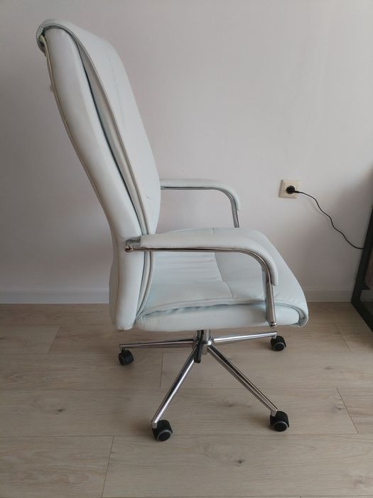 Президентски офис стол