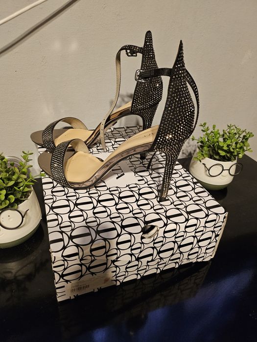 Дамски обувки Karl Lagerfeld, Converse, Steve Madden, Hugo, S.Oliver