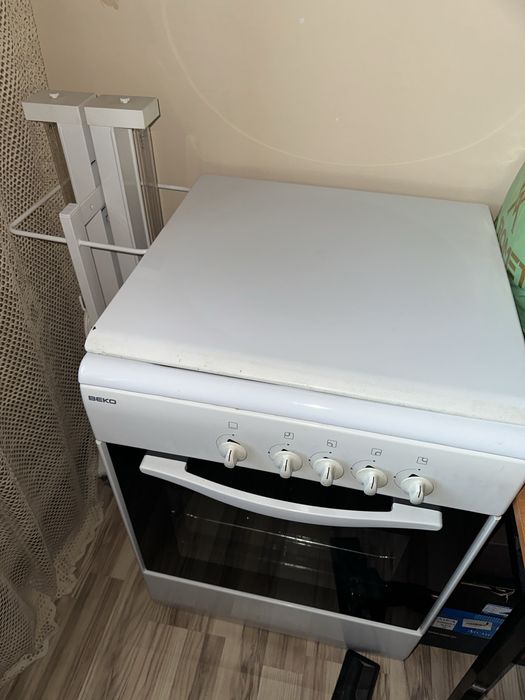 Газовая плита BEKO