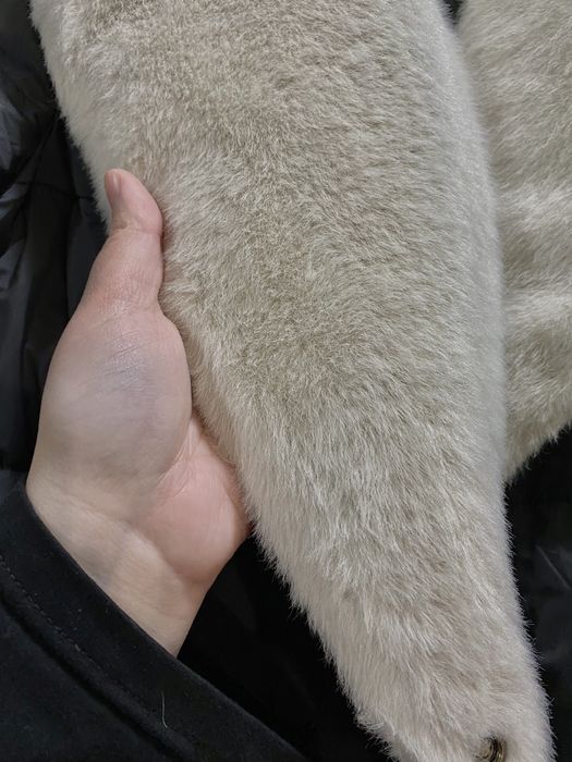 Продам куртку новую