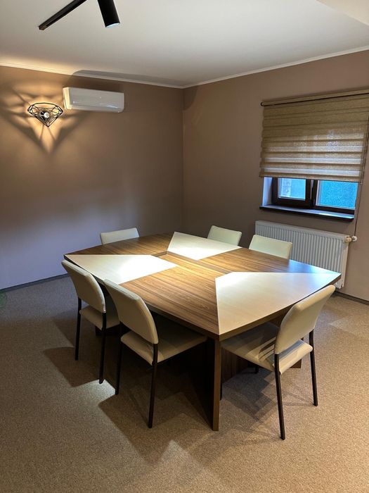 Set Modern Living / Dining: Masă deosebită + 6 Scaune tapițate