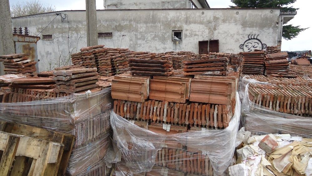 КЕРЕМИДИ - ДВУКАНАЛНИ и Едноканални - Лястовички - 0,40лв/бр