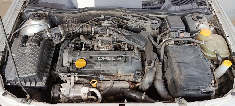 Opel Astra G - 214000 km - 2 seturi de roti