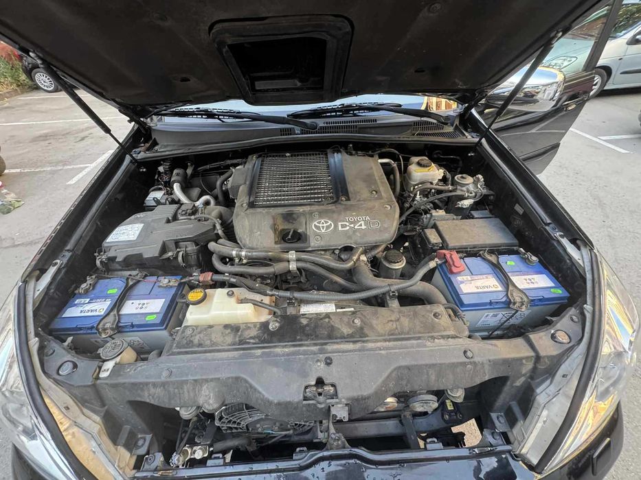 toyota land cruiser j120 luxyry кожа нави печка теглич