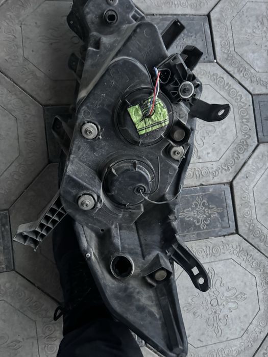 Фары на прада 150