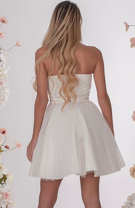 Рокля модел COCOON